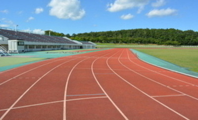 むつ運動公園　陸上競技場