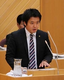 むつ市長　宮下宗一郎